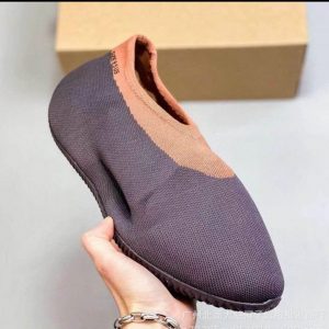 Yeezy Knit Runner — Stone Carbon